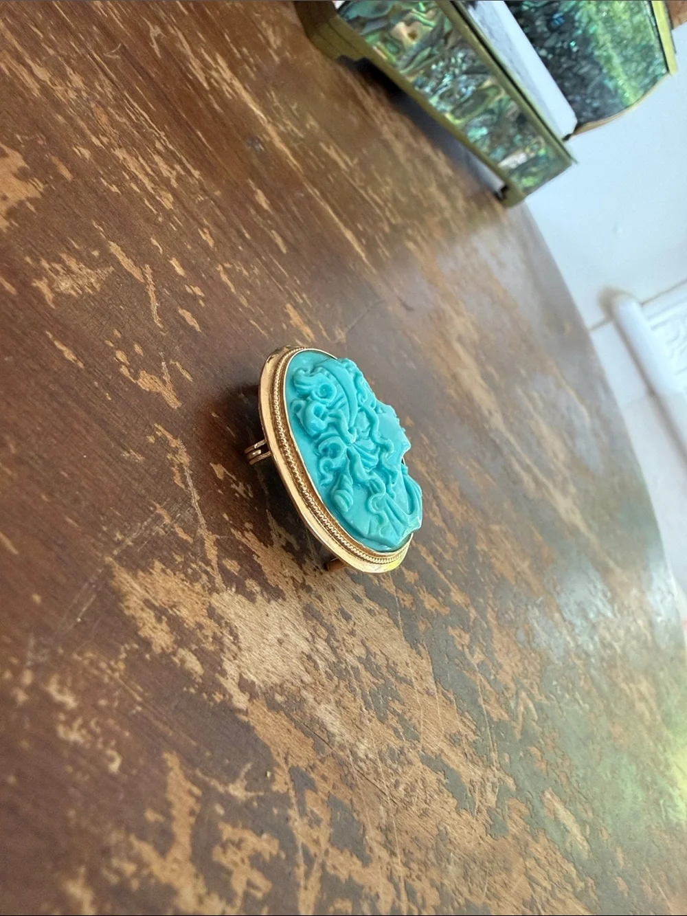 N/A elegant carved